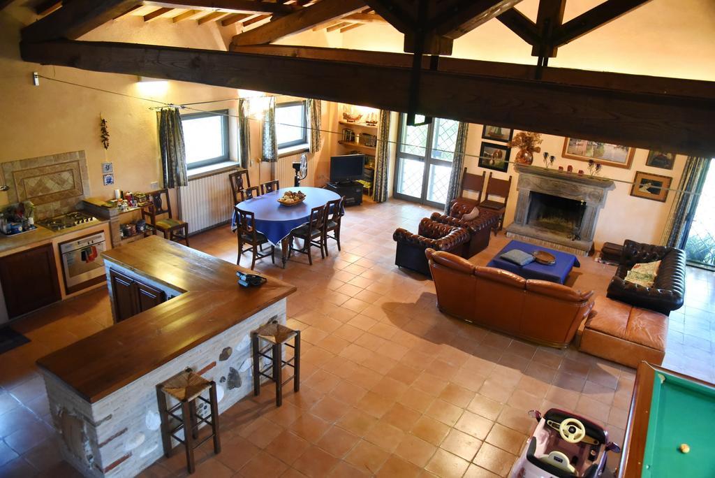 Casa Vacanze Vigna Di Valle براتشيانو الغرفة الصورة