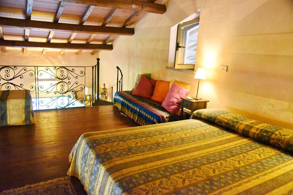 Casa Vacanze Vigna Di Valle براتشيانو الغرفة الصورة