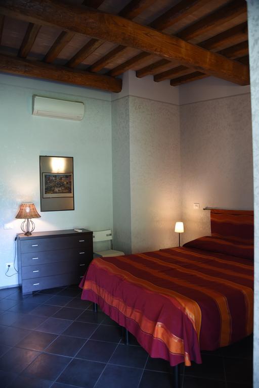 Casa Vacanze Vigna Di Valle براتشيانو الغرفة الصورة